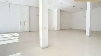 Local comercial en alquiler en Calle de Eduardo Carvajal, La Aurora-La Alameda (Distrito Cruz de Humilladero. Málaga Capital) de 3.500 €<span>/mes</span>