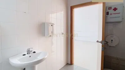 Local comercial en alquiler en Calle de Eduardo Carvajal, La Aurora-La Alameda (Distrito Cruz de Humilladero. Málaga Capital) de 3.500 €<span>/mes</span>