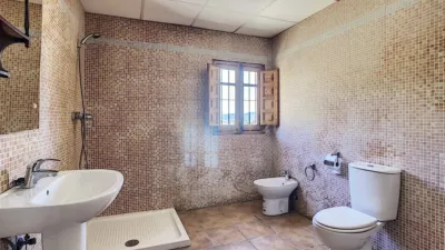 Rustic property on Calle Casabermeja photo 2