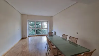 Piso en alquiler en Avenida Talgo - Imagen 2