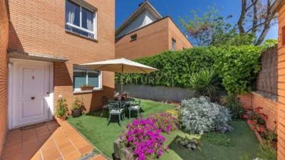 Chalet on Carrer Dordal photo 2
