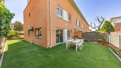 Chalet on Carrer Dordal photo 28
