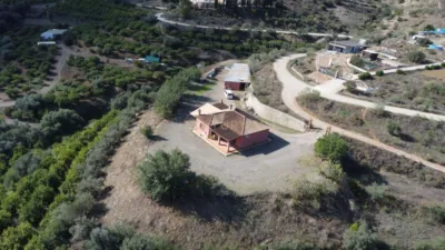 Chalet on Calle Ds Poligono 16 133 Alora photo 35