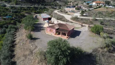 Chalet on Calle Ds Poligono 16 133 Alora photo 38