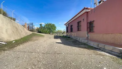 Chalet on Calle Ds Poligono 16 133 Alora photo 7