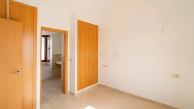 Chalet on Calle Doña Julia photo 17