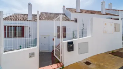 Chalet on Calle Doña Julia photo 19