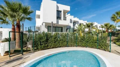 Chalet on Calle Encinas photo 4