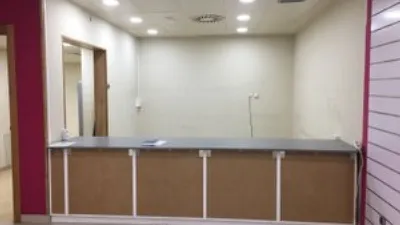 Local comercial en venta en Calle Avfinisterre Esquina Ronda - Vista 2