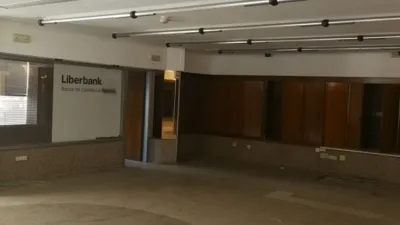 Local comercial en venta en Calle de José Isbert - Vista 4