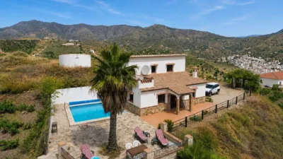 Rustic Finca in Almáchar photo 2