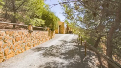 Rustic finca in Alcalá la Real photo 3