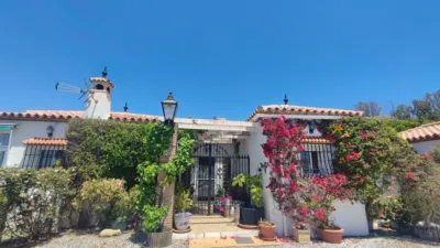 Rustic Finca in Canillas de Aceituno photo 2