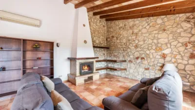 Rustic finca in Capdepera photo 2