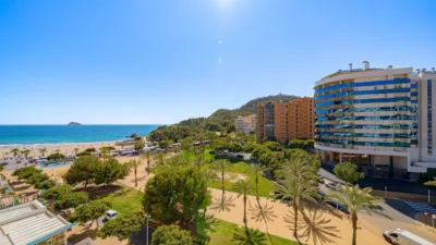 Pis – la Vila Joiosa / Villajoyosa, Cales i Talaies - Vista 2