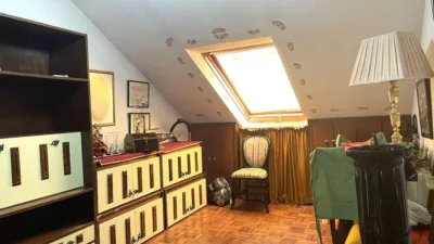 Attic in Centre photo 11