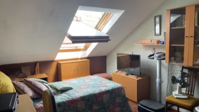 Attic in Centre photo 12