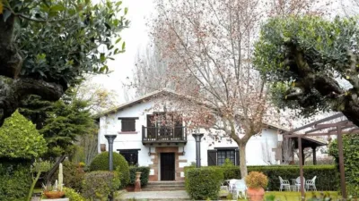 Rustic Finca in Queiles photo 2