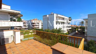 Terraced house in Can Girona-Terramar-Vinyet photo 23