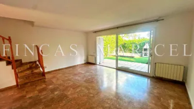 Terraced house in Can Girona-Terramar-Vinyet photo 2