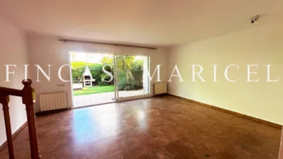 Terraced house in Can Girona-Terramar-Vinyet photo 9