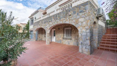 Chalet in Las Adelfas-Benicolada-Garduix photo 8