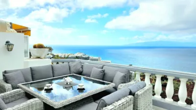 Apartment in Acantilado de los Gigantes