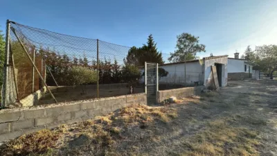 Rustic Finca in Casatejada photo 14