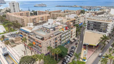 Apartamento en venta en Calle Amalia Alayón, 28, Los Cristianos (Arona) de 269.000 €