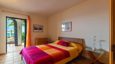 Apartamento en alquiler en Calle de los Prismas, Arico de 1.200 €<span>/mes</span>