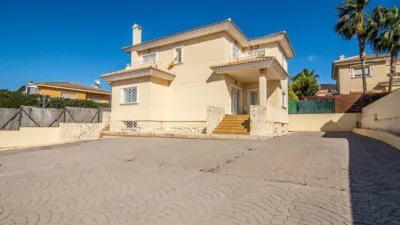 Chalet in Platja de Llevant photo 2