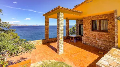 Chalet in Platja d'Aiguafreda photo 2
