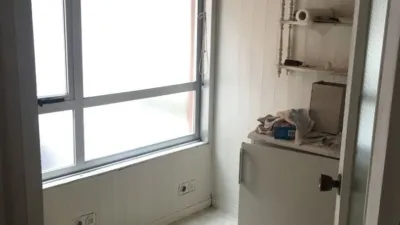 Local comercial en venta en Ensanche - Vista 2