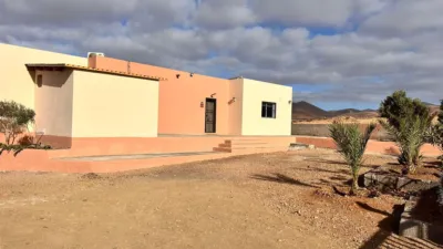 Rustic Finca in Tuineje