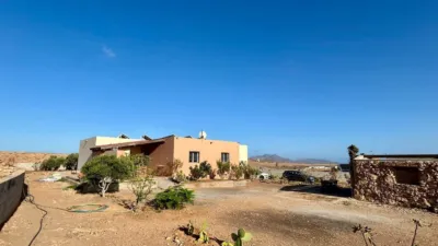 Rustic Finca in Tuineje photo 3
