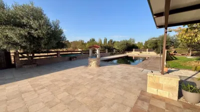 Rustic Finca in Malpartida de Plasencia photo 12