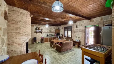 Rustic Finca in Malpartida de Plasencia photo 4
