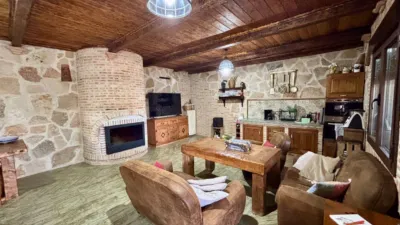Rustic Finca in Malpartida de Plasencia photo 5
