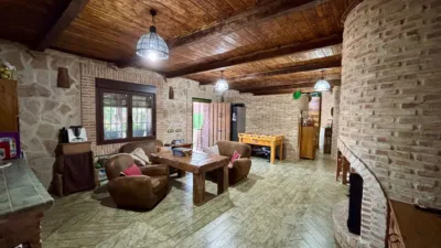 Rustic Finca in Malpartida de Plasencia photo 6