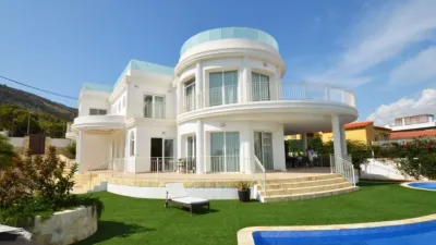 Villa in L'Albir photo 2