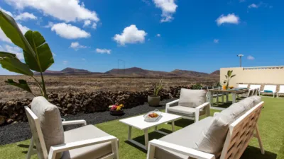 Chalet en venta en Calle Sabina, número 3A4, Corralejo (La Oliva) de 415.000 €