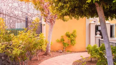 Duplex at Avenida La Arenita, 12, No. 12 photo 8