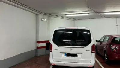 Garaje en alquiler en Ensanche - Vista 2