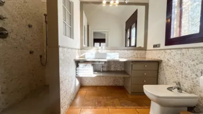 Chalet en alquiler en Llorà, Llorà (Sant Martí de Llémena) de 3.500 €<span>/mes</span>