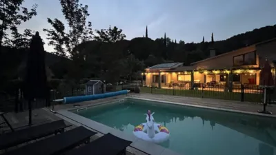 Chalet en alquiler en Llorà, Llorà (Sant Martí de Llémena) de 3.500 €<span>/mes</span>