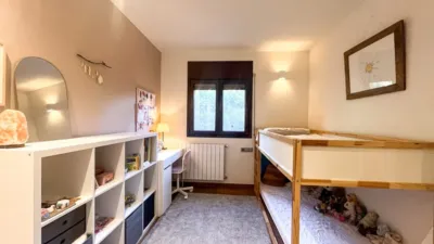 Chalet en alquiler en Llorà, Llorà (Sant Martí de Llémena) de 3.500 €<span>/mes</span>