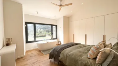 Chalet en alquiler en Llorà, Llorà (Sant Martí de Llémena) de 3.500 €<span>/mes</span>