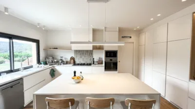 Chalet en alquiler en Llorà, Llorà (Sant Martí de Llémena) de 3.500 €<span>/mes</span>