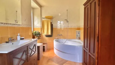 Chalet in A Ramalleira (Ribadeume) photo 27