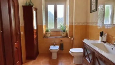 Chalet in A Ramalleira (Ribadeume) photo 8